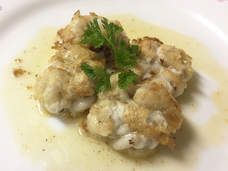 季節メニュー　真鱈白子のムニエル